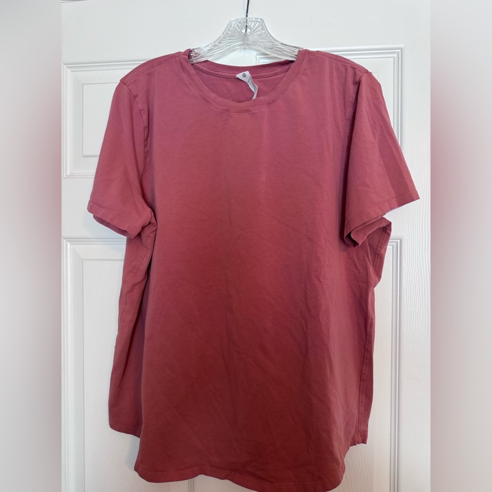lululemon athletica Women's Short Sleeve Tee in Rose